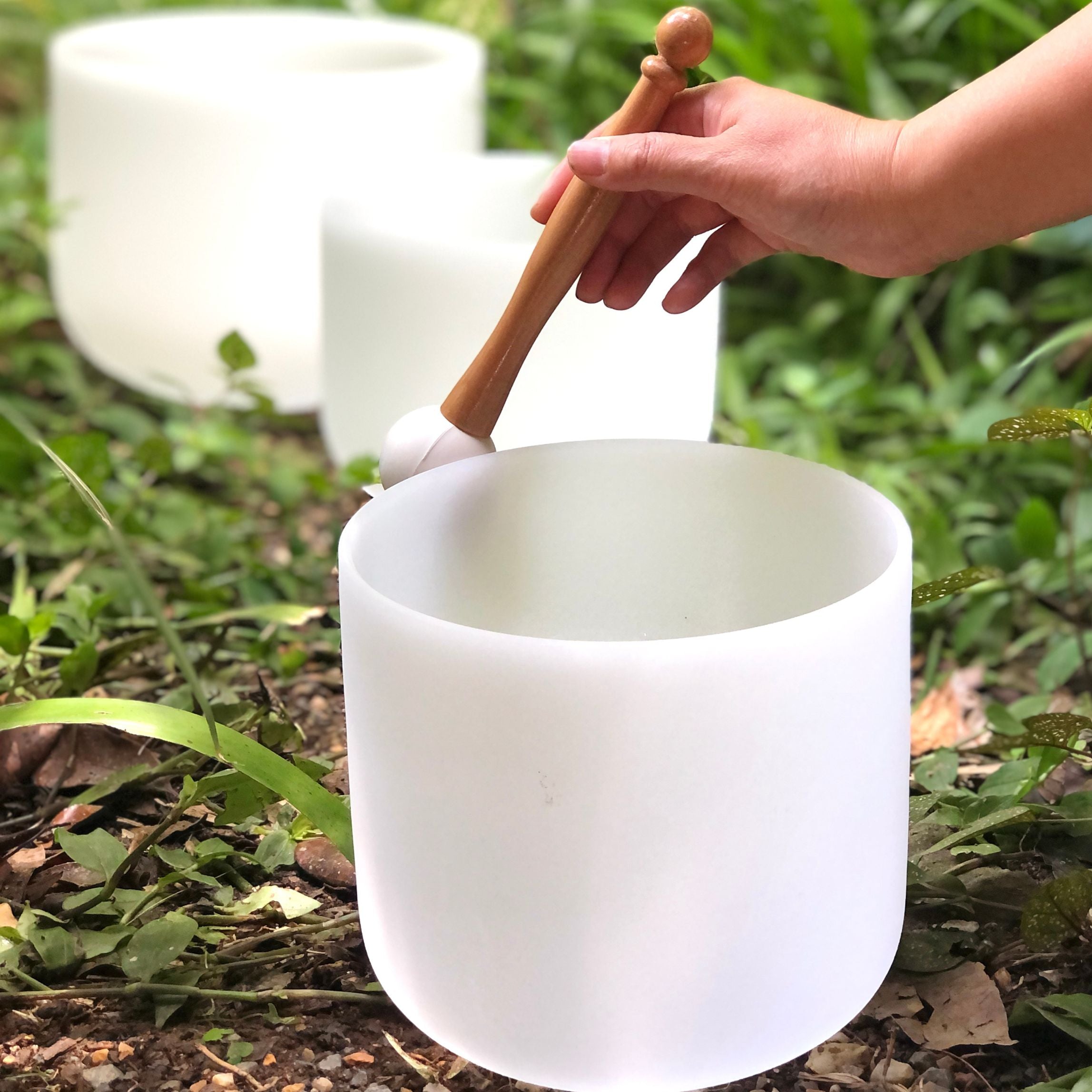 Set of 3 White Crystal Singing Bowls in Purple Bag