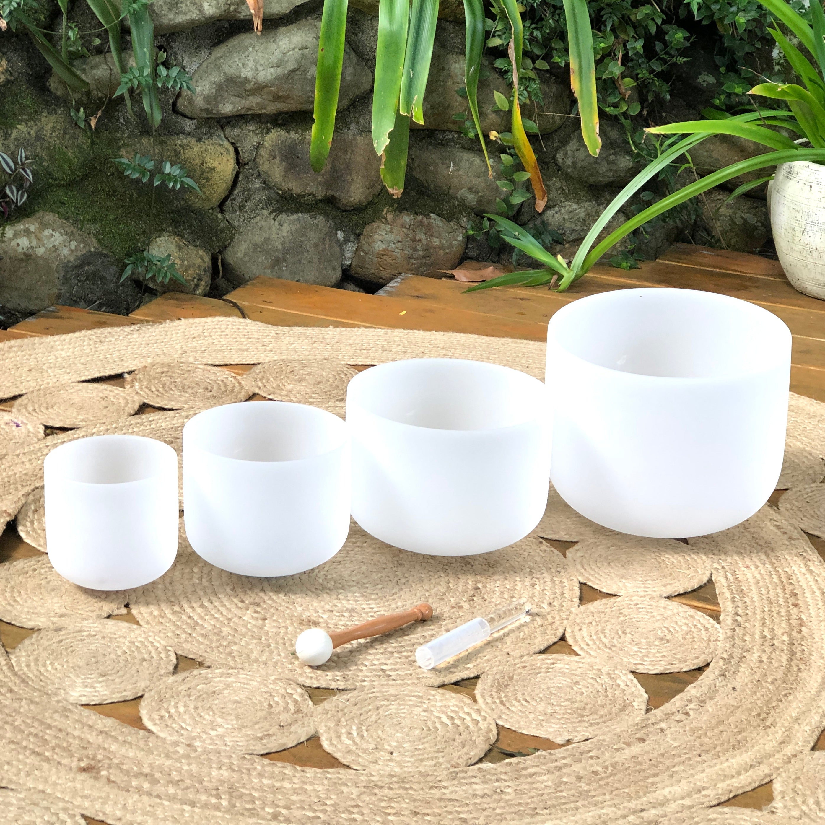 Set of 4 bowls