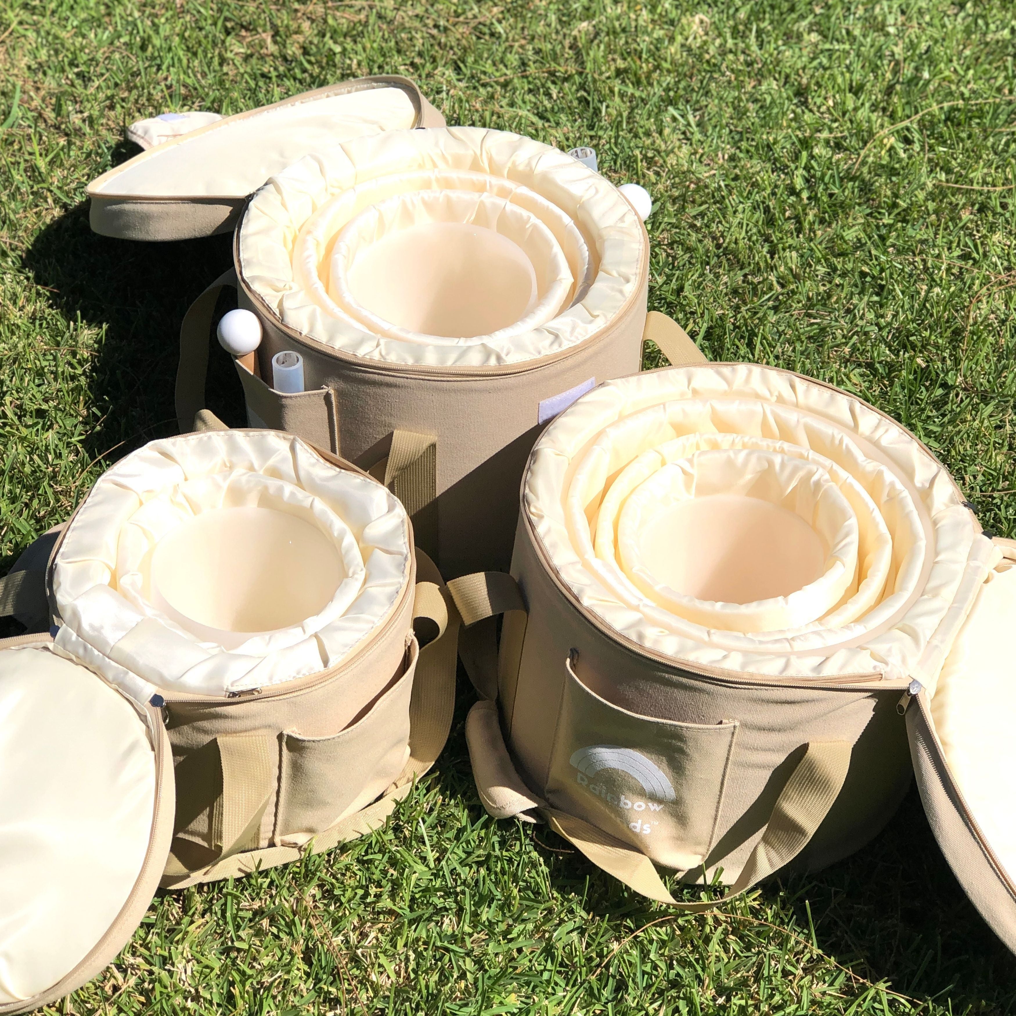 Full Octave︱Set of 8 White Crystal Singing Bowls in Beige Bags